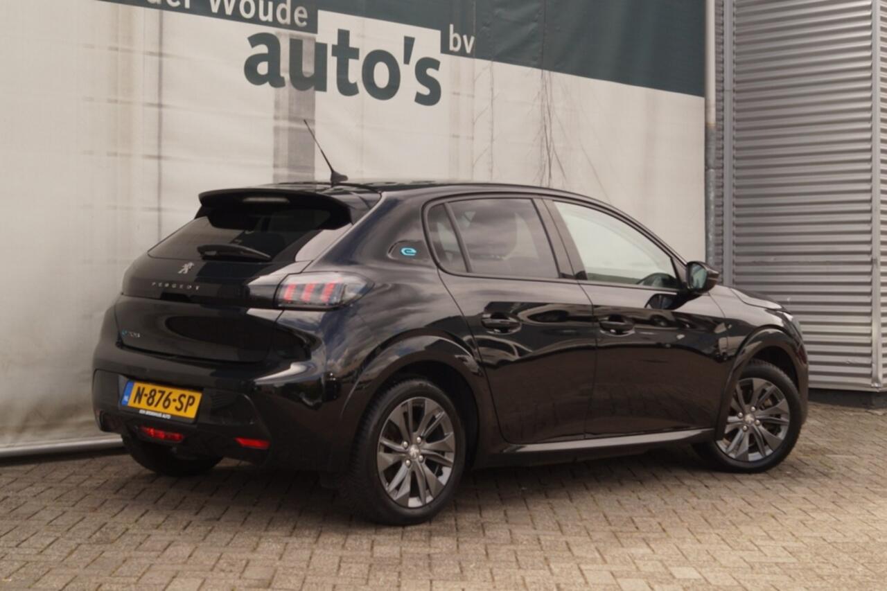 Peugeot e-208 EV Allure 50kWh -ECC-LED-PDC-