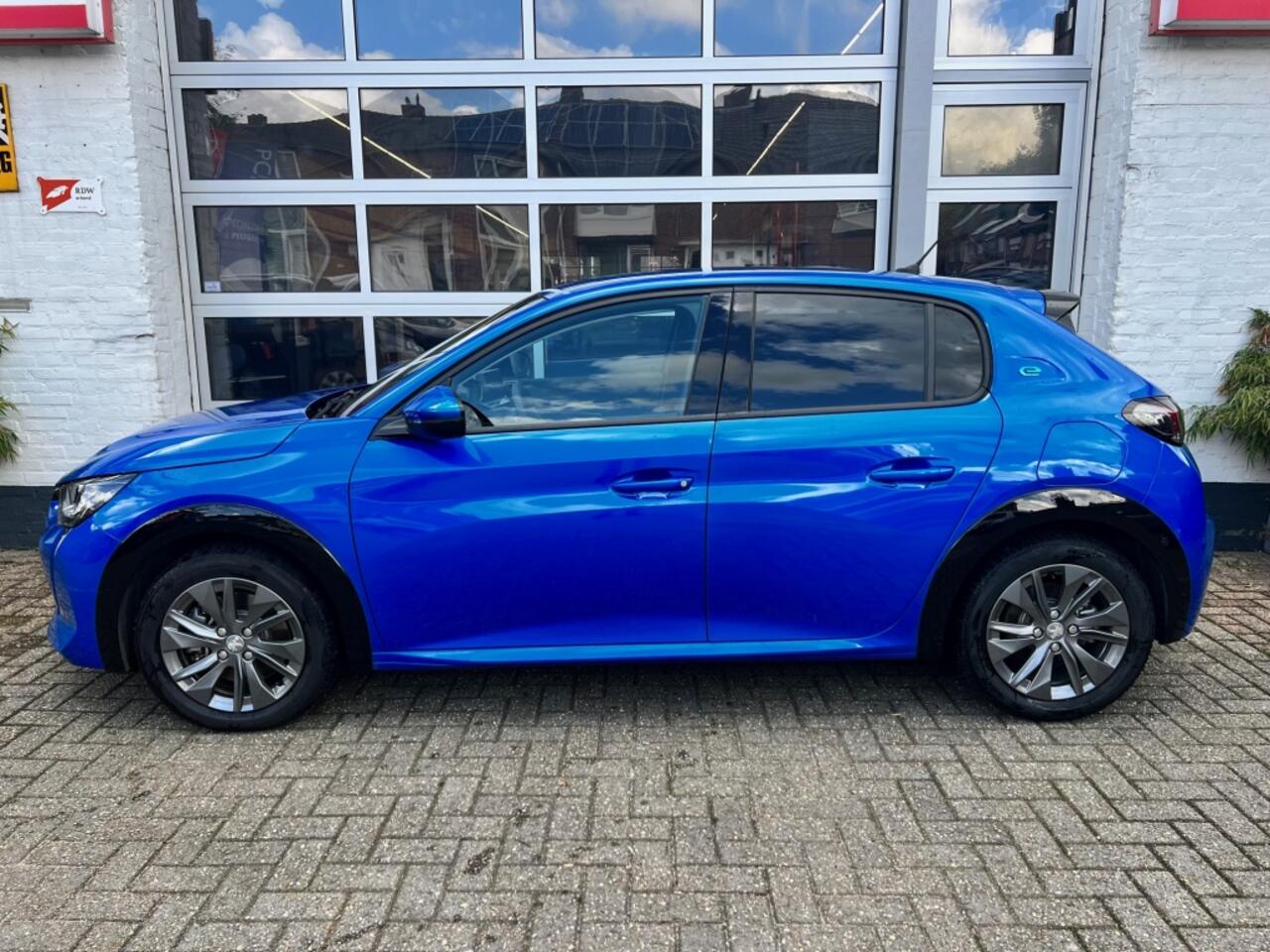 Peugeot e-208 Allure Pack 3-Fase Trekhaak