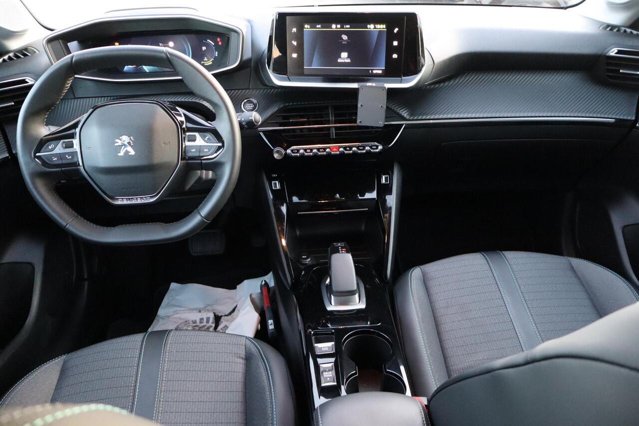 Peugeot e-208 EV Allure Pack 50 kWh 90,1% SOH, BTW Auto, Apple Carplay, Cruise control, Camera, Climate control, Lichtmetalen wielen, BTW Auto