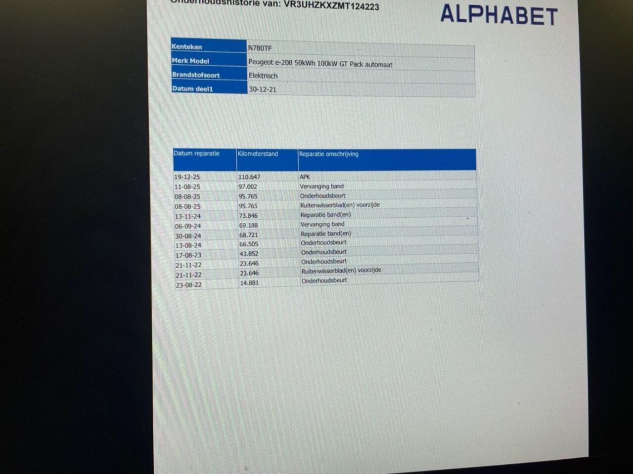 Peugeot e-208 GT Pack 50 kWh - Digitaal Cockpit, Panorama, Carplay, Camera, Half Leer, Stoelverw. SOH 91,4%