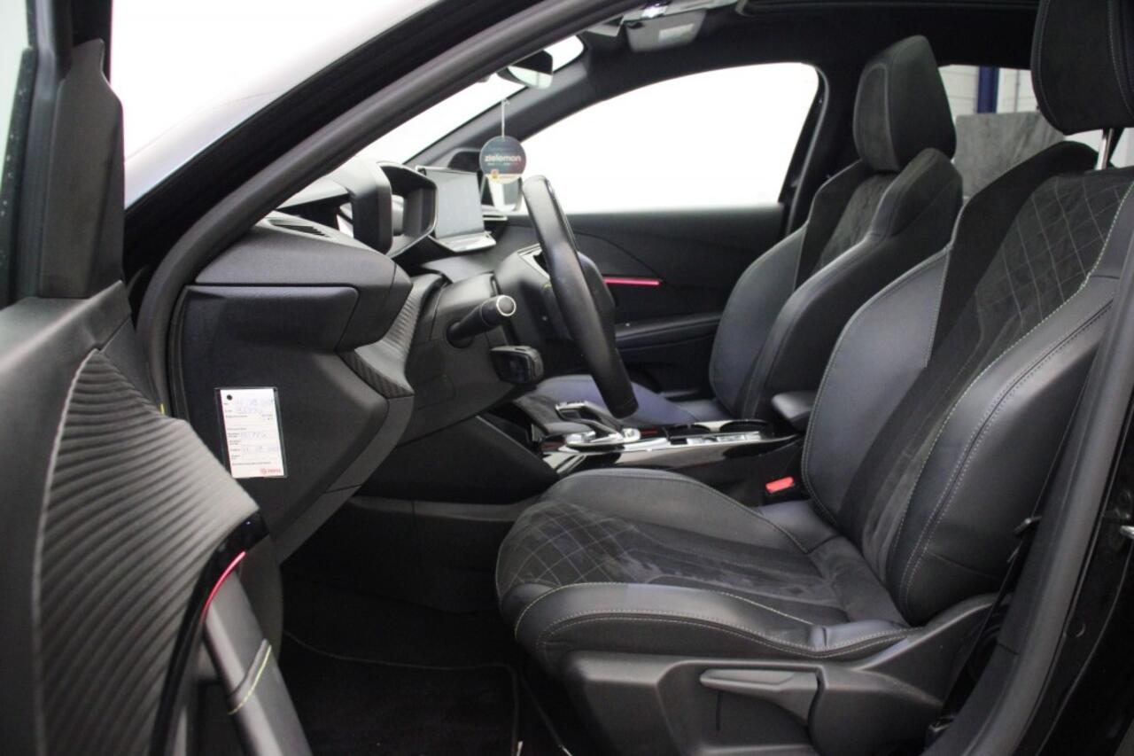 Peugeot e-208 GT Pack 50 kWh - Digitaal Cockpit, Panorama, Carplay, Camera, Half Leer, Stoelverw. SOH 91,4%