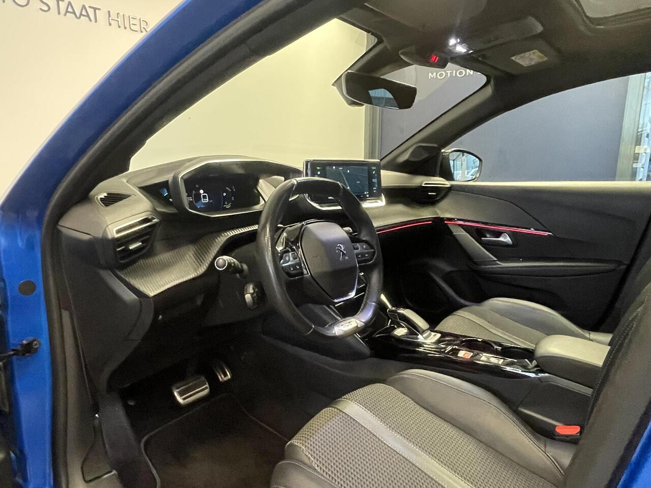 Peugeot e-208 GT EV 3-FASEN 50kWh 136pk | PANODAK | STOELVERW. | DODEHOEKBEW. | WARMTEPOMP | CAMERA | NAVI | DAB+ | CLIMA | CRUISE CONTROL |