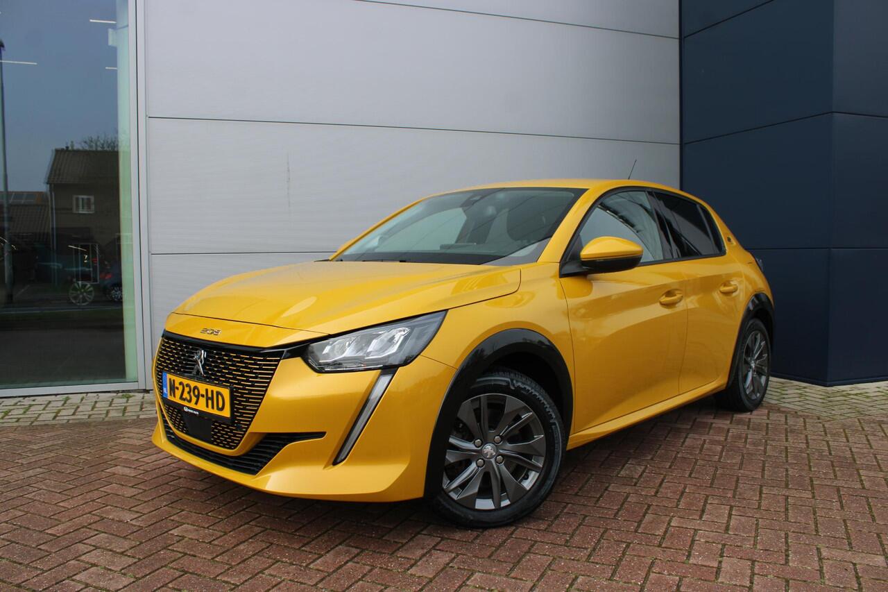 Peugeot e-208 EV Allure Pack 50 kWh Airco Adapt.Cruise Navi Camera Carplay Dealer onderhouden