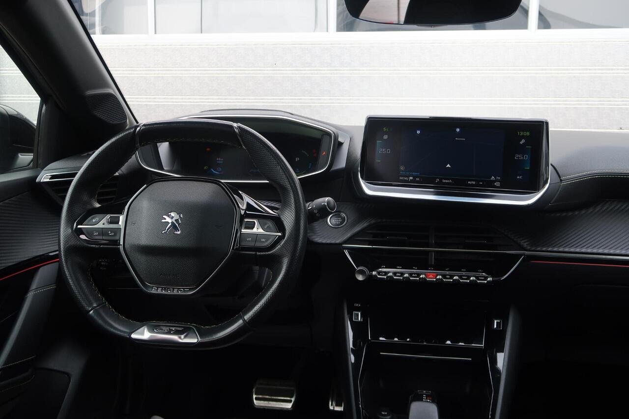 Peugeot e-208 EV GT 350 50 kWh PANO/ VIRTUAL COCKPIT/ CAM/ CARPLAY/ CRUISE/ CLIMA