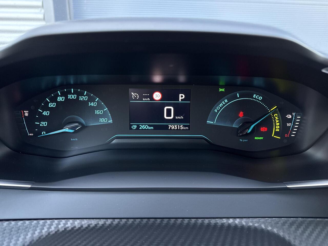 Peugeot e-208 EV Active Pack 50 kWh ?SOH 92.2% ?3-Fase ?Full LED ?Navigatie ?Parkeersensoren ?Lichtmetaal 17"