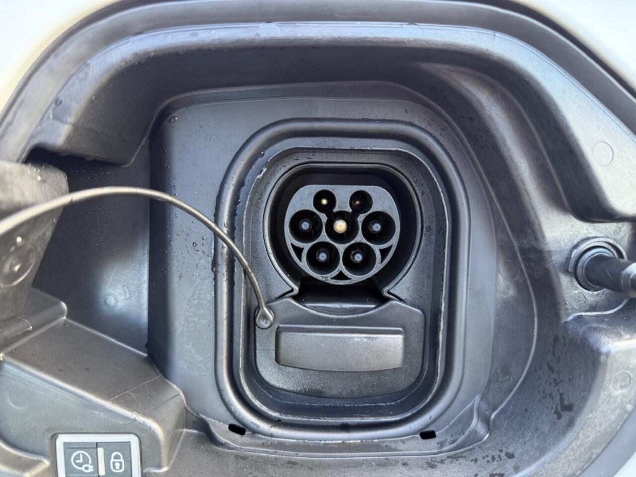 Peugeot e-208 EV Active Pck 50 kWh FASE 3 / RIJKLAAR / NAVI / AIRCO / CRUISE /