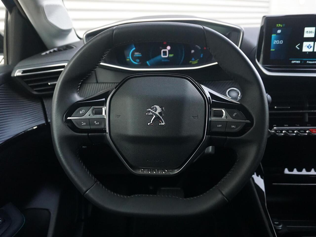 Peugeot e-208 EV Allure Pack 50 kWh Afn. Trekhaak | Soh 96%