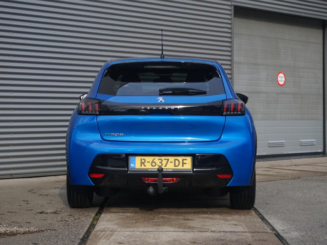 Peugeot e-208 EV Allure Pack 50 kWh Afn. Trekhaak | Soh 96%