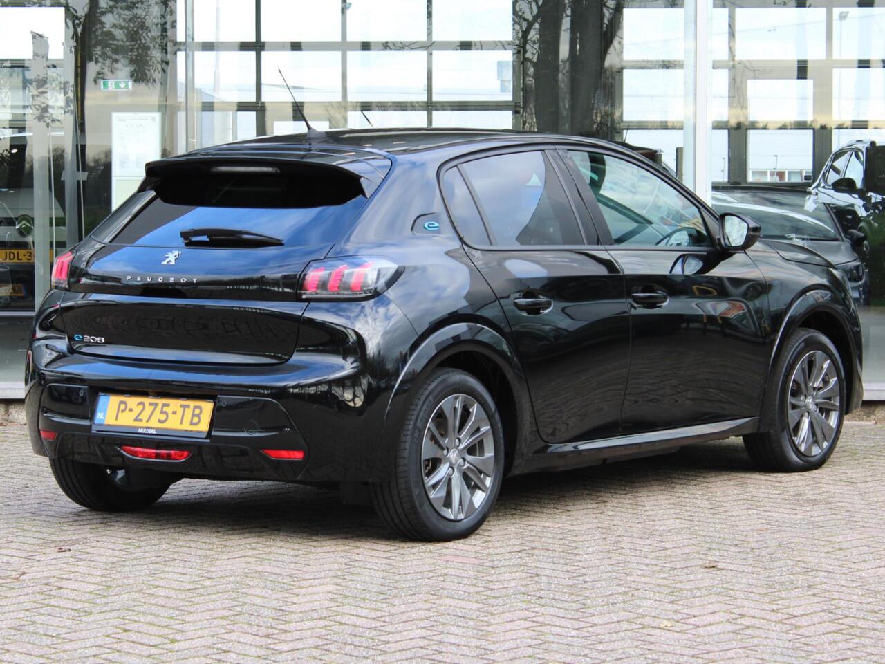 Peugeot e-208 EV Allure 50 kWh | Automaat | Camera / Stoelverw. / Climate