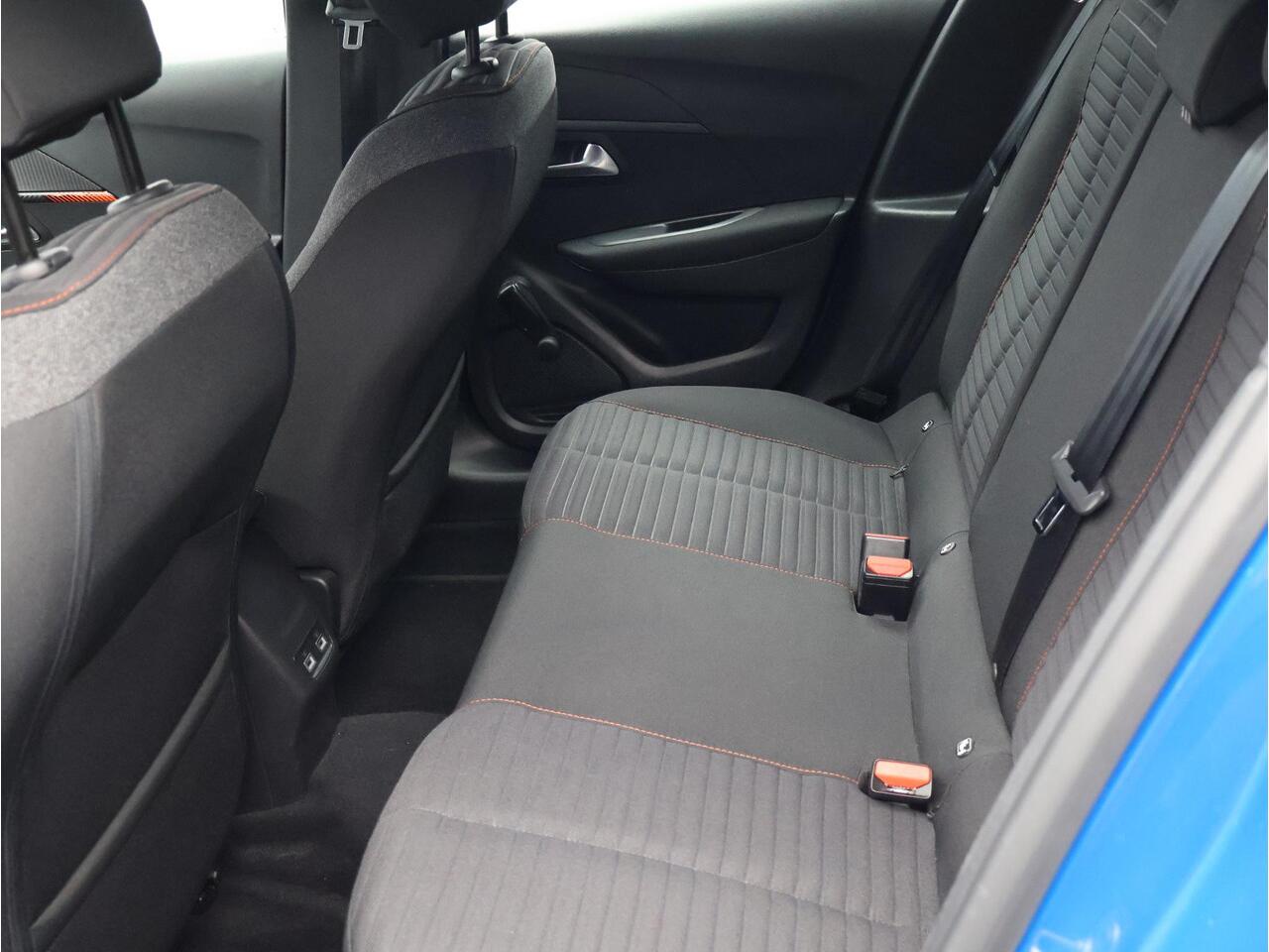 Peugeot e-208 EV Active 50 kWh SOH 92,6% / Stoelverwarming / Cruise Control / Automaat / SOH 92,6%