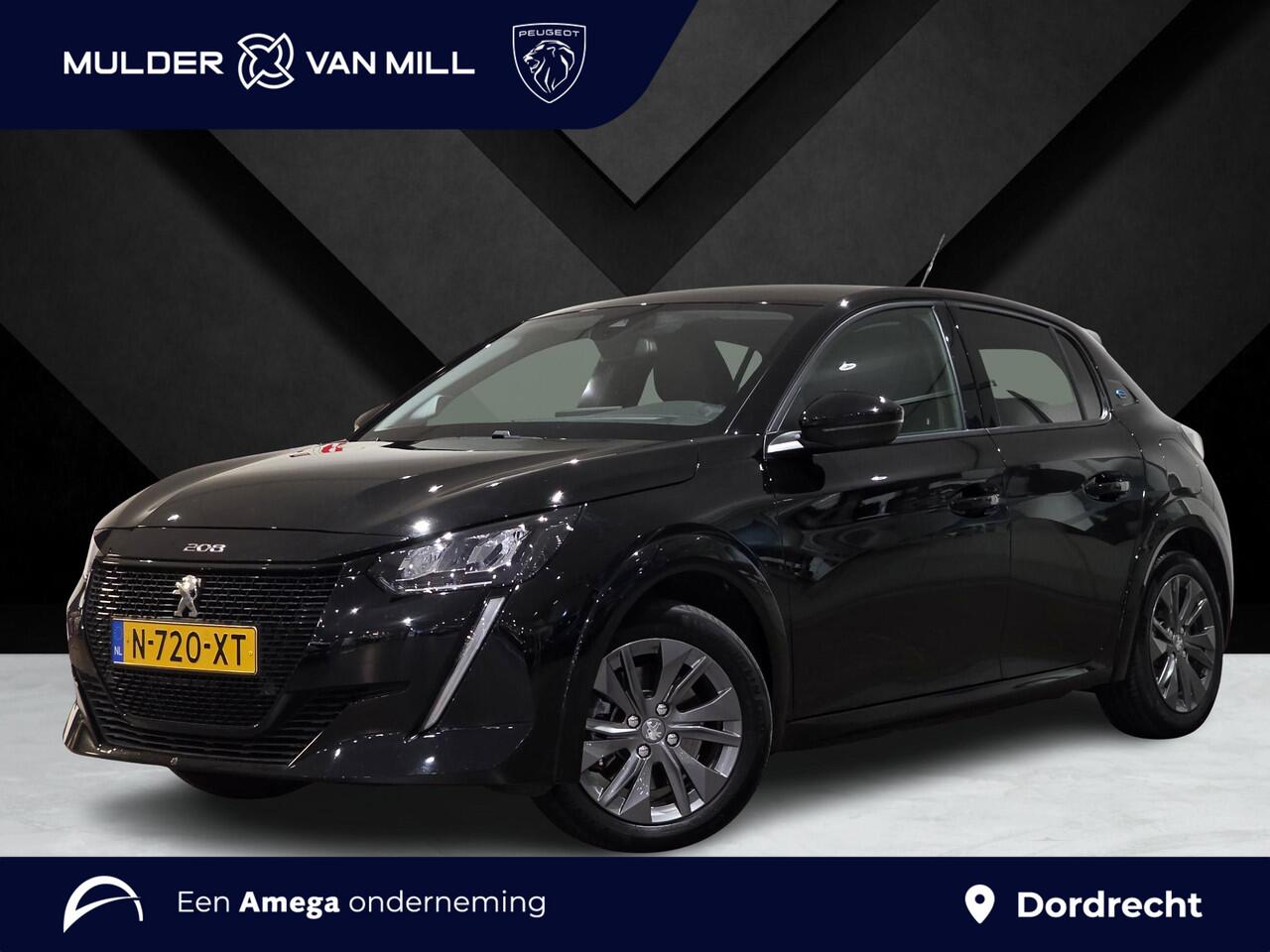 Peugeot e-208 Allure Pack EV 3-FASEN 50kWh 136pk | 3D i-COCKPIT® | NAVI | CAMERA | APPLE CARPLAY / ANDROID AUTO | CLIMA | PARKEERHULP | LM-VELGEN |