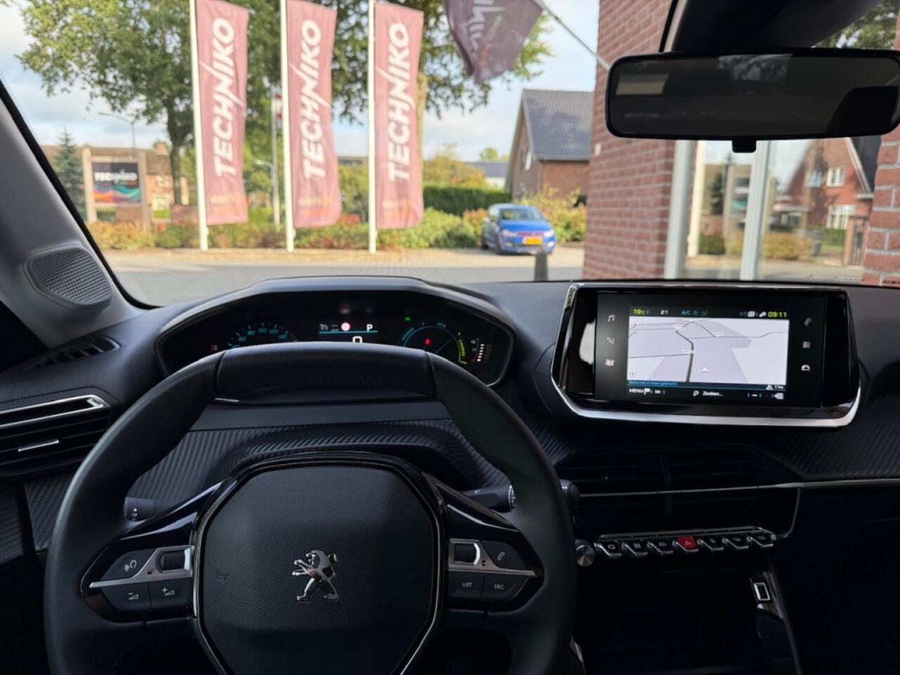 Peugeot e-208 EV Active Pck 50 kWh FASE 3 / RIJKLAAR / NAVI / AIRCO / CRUISE /