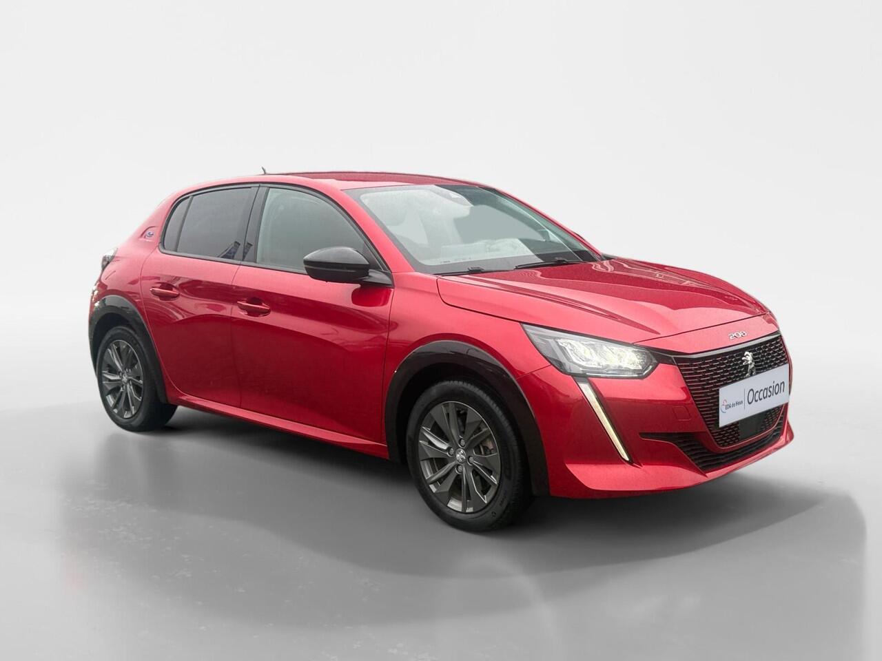 Peugeot e-208 EV Allure Pack 50 kWh 3 Fase | Camera | Adaptief Cruise Control | Stoelverwarming | Apple Carplay/Android Auto | Full Led | Climate Control