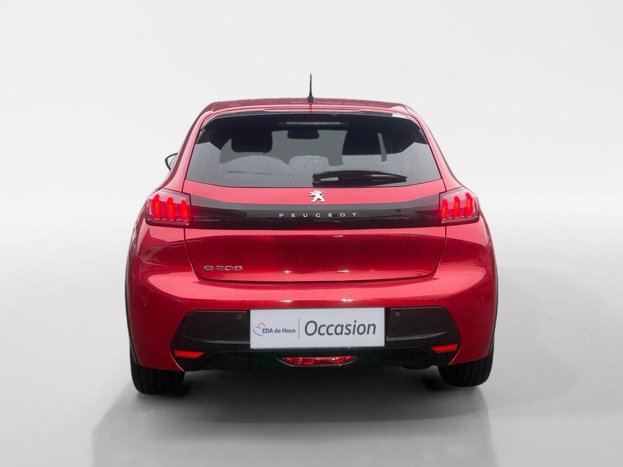 Peugeot e-208 EV Allure Pack 50 kWh 3 Fase | Camera | Adaptief Cruise Control | Stoelverwarming | Apple Carplay/Android Auto | Full Led | Climate Control