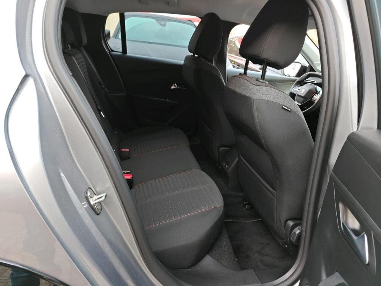 Peugeot e-208 EV Active Pack 50 kWh ALL-IN RIJKLAARPRIJS/Clima/Keyless/Apple carplay/16"Velgen/Lage kilometerstand