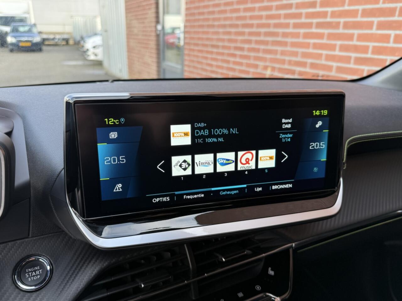 Peugeot e-208 GT Pack 50 kWh SOH 92% NAVI CLIMA ADAPT-CRUISE CAMERA PDC STOELV