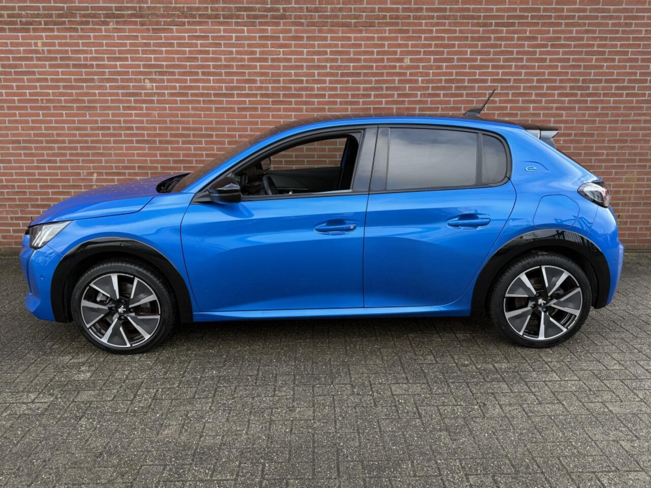 Peugeot e-208 GT Pack 50 kWh SOH 92% NAVI CLIMA ADAPT-CRUISE CAMERA PDC STOELV