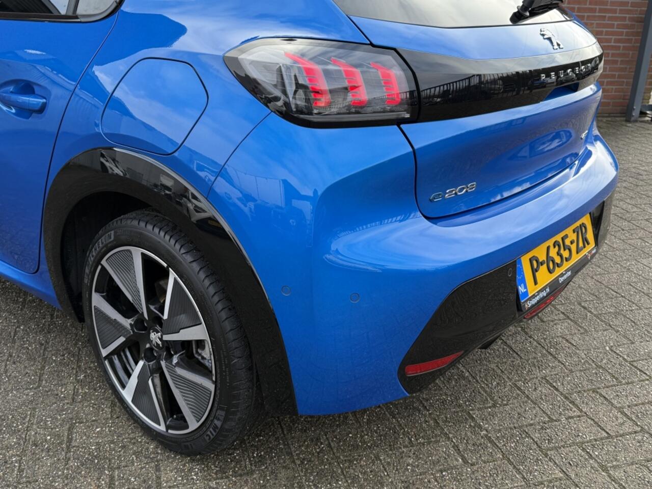 Peugeot e-208 GT Pack 50 kWh SOH 92% NAVI CLIMA ADAPT-CRUISE CAMERA PDC STOELV