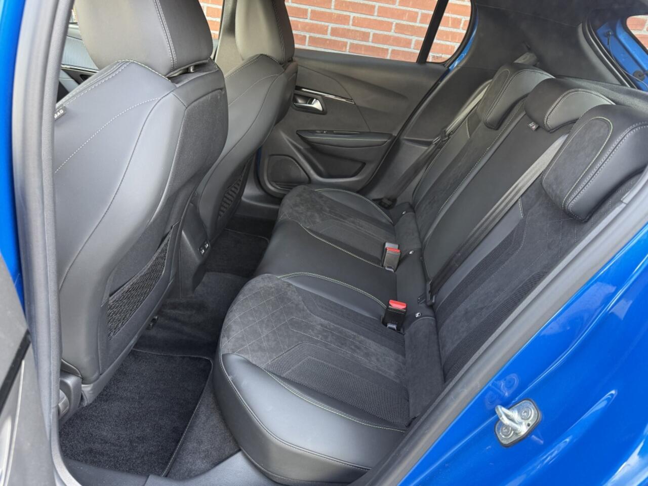 Peugeot e-208 GT Pack 50 kWh SOH 92% NAVI CLIMA ADAPT-CRUISE CAMERA PDC STOELV