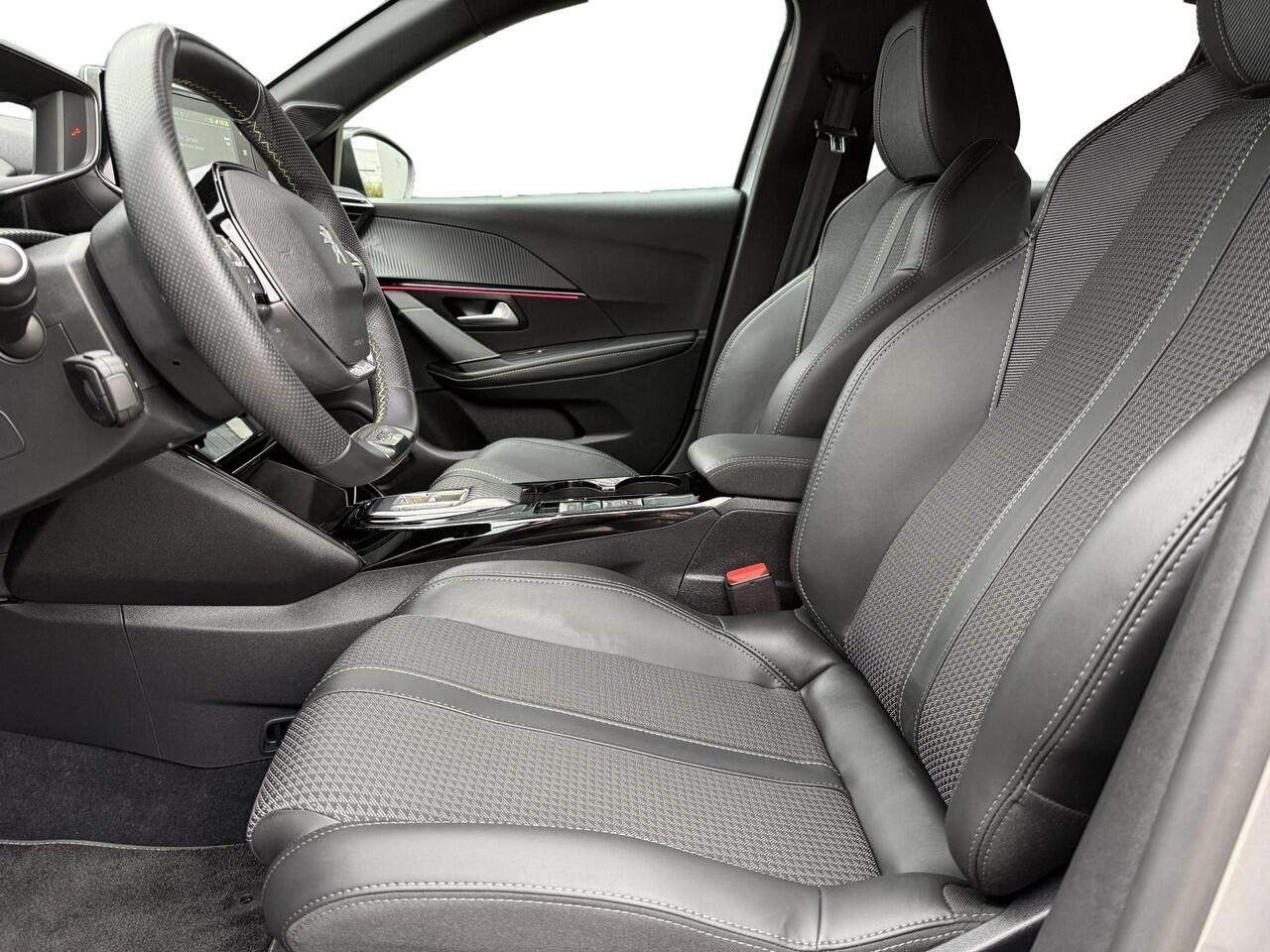 Peugeot e-208 EV GT 350 50 kWh Zeer weinig kilometers, AVILOO Accutest