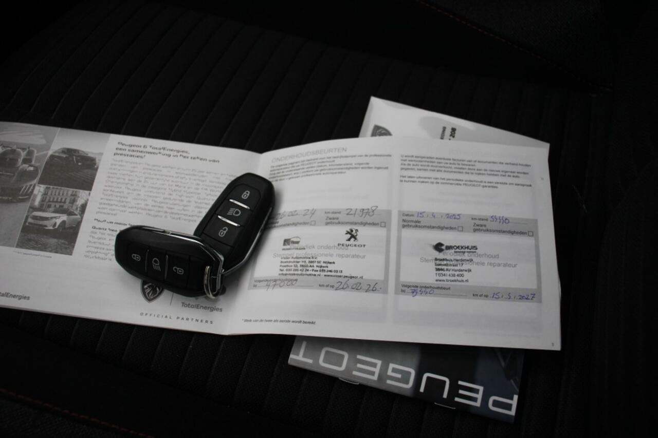 Peugeot e-208 Active Pack 50 kWh - Carplay, Cruise, Navi, Stoelverw. SOH 97,8%