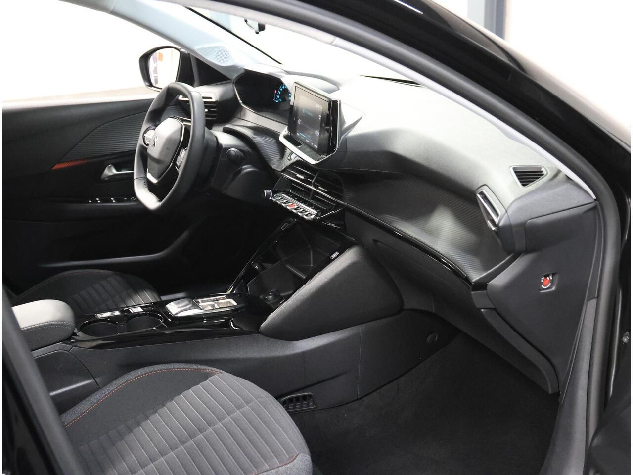 Peugeot e-208 Active Pack 50kWh 136PK | 1ste eigenaar | ACCU 97% | Navigatie | Parkeersensoren | AUTOMAAT | AppleCarPlay/AndroidAuto | Climate Control | Cruise Control | FULL LED | LMV | Isofix |