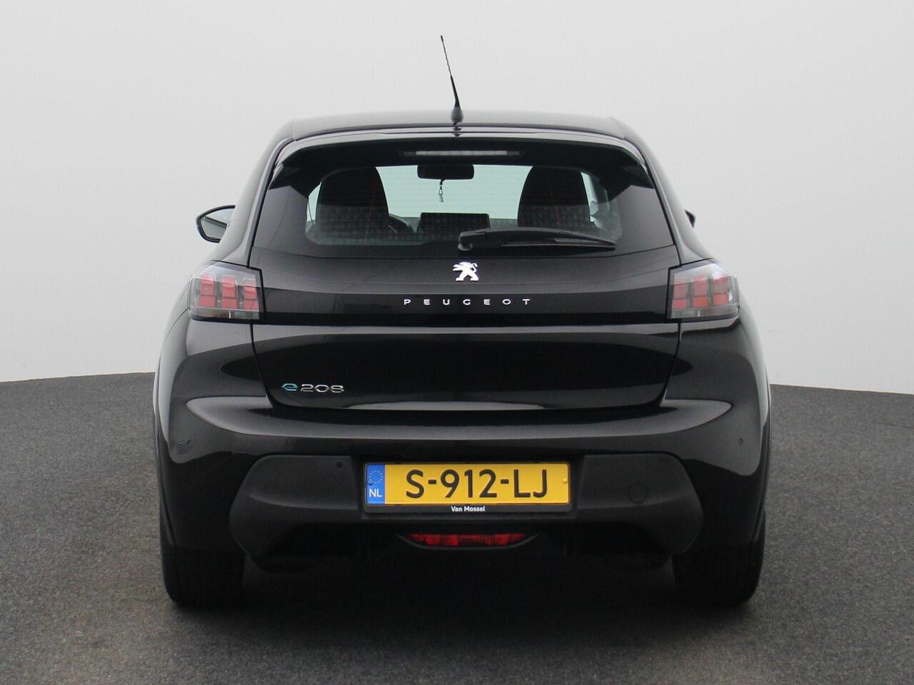 Peugeot e-208 EV Active Pack 50 kWh | Automaat | Parkeersensoren | Navigatie