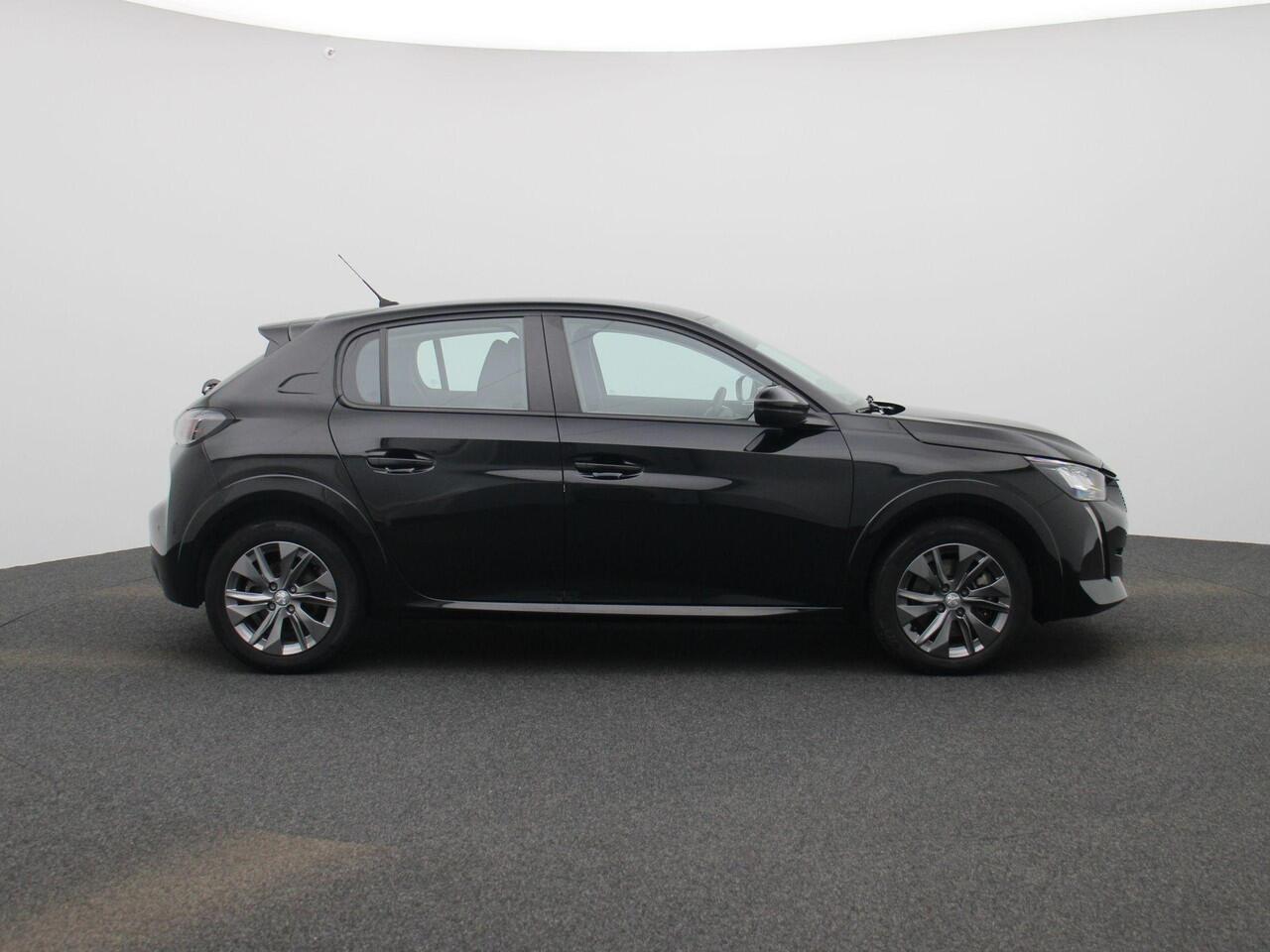 Peugeot e-208 EV Active Pack 50 kWh | Automaat | Parkeersensoren | Navigatie