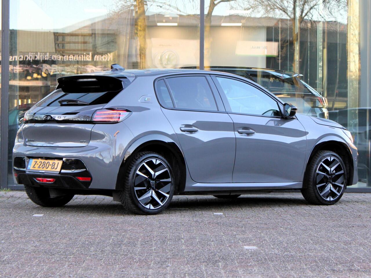 Peugeot e-208 EV GT 51 kWh | Apple Carplay / Camera / Climate