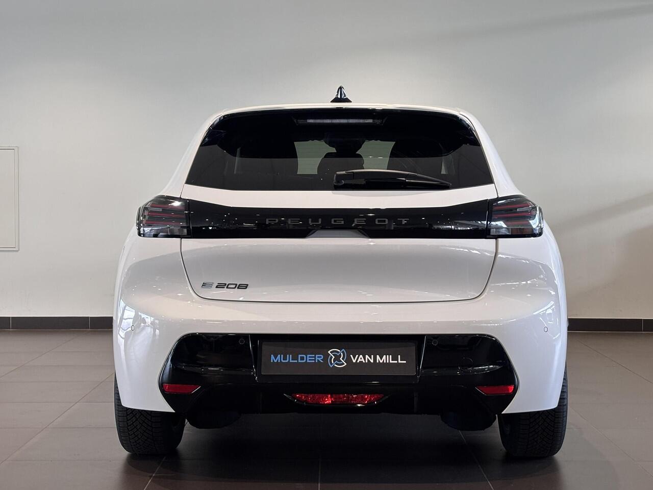 Peugeot e-208 Allure EV 3-FASEN 51kWh 156pk | APPLE CARPLAY / ANDROID AUTO | LONG RANGE | GRATIS WALLBOX | PARKEERHULP | CLIMA | ALL-SEASON BANDEN |