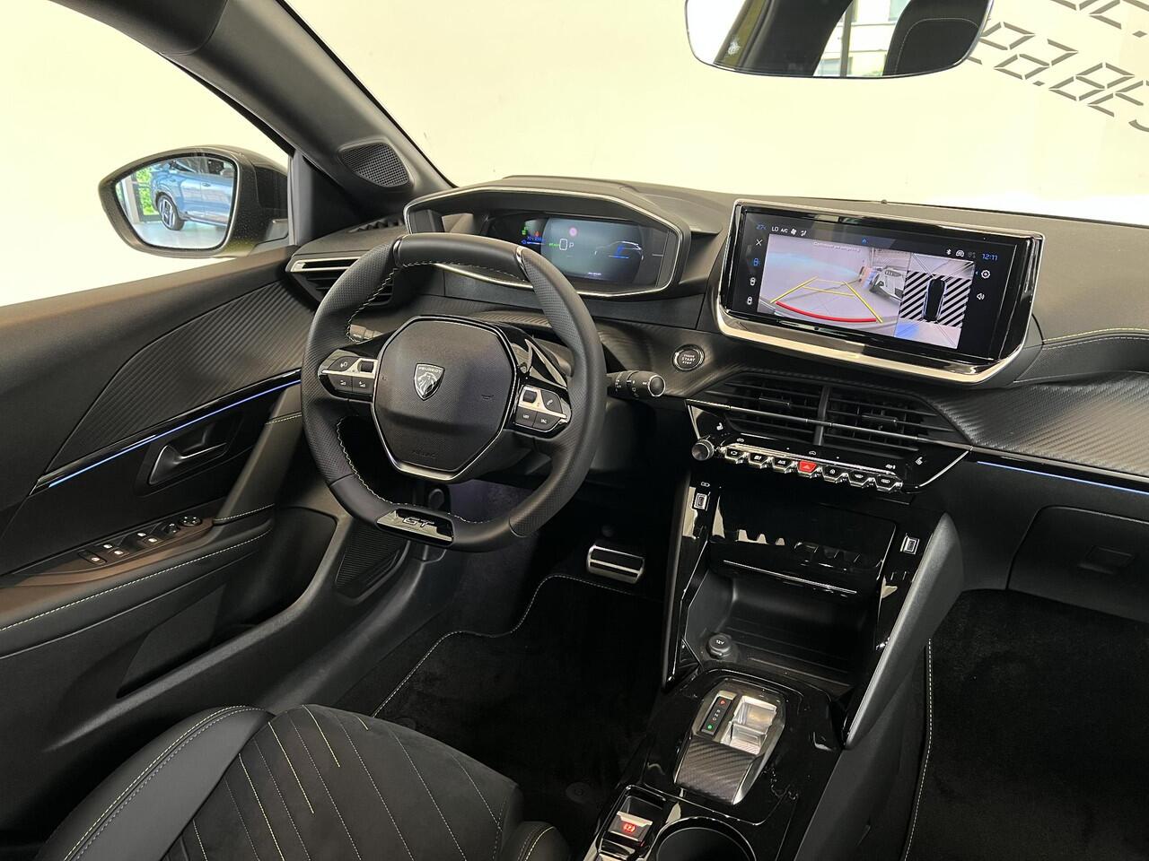 Peugeot e-208 EV GT 51 kWh | Long range | Stoelverwarming & Massage | Navigatie | Adaptieve Cruise Control |