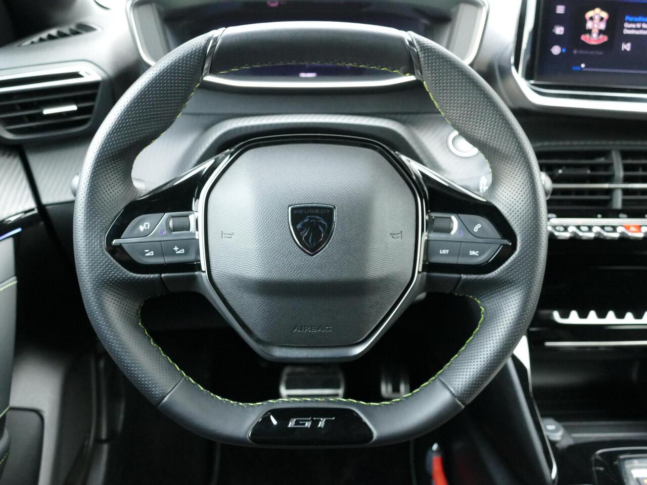 Peugeot e-208 EV GT 51kWh | 423KM WLTP | 17% Bijtelling | AUTOMAAT | Stoelverwarming Met Massage Functie | Adaptive Cruise Control | Parkeer Camera Voor & Achter | Alcantara Bekleding | 17 Inch Lichtmetalen Velgen |