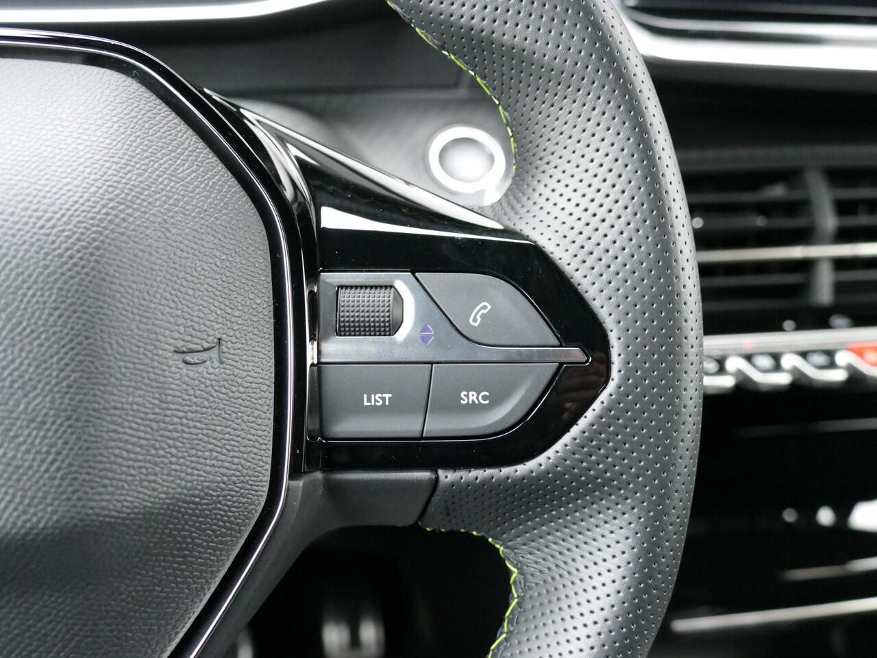 Peugeot e-208 EV GT 51kWh | 423KM WLTP | 17% Bijtelling | AUTOMAAT | Stoelverwarming Met Massage Functie | Adaptive Cruise Control | Parkeer Camera Voor & Achter | Alcantara Bekleding | 17 Inch Lichtmetalen Velgen |