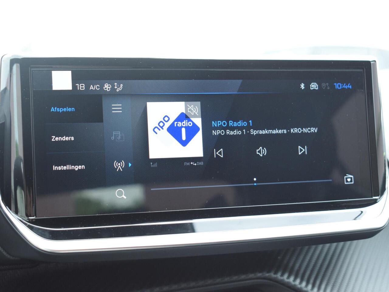 Peugeot e-208 EV GT Avantage 51 kWh NAVI + CARPLAY | ACHTERUITRIJCAMERA MET SENSOREN | E.C.C. | UIT VOORRAAD LEVERBAAR