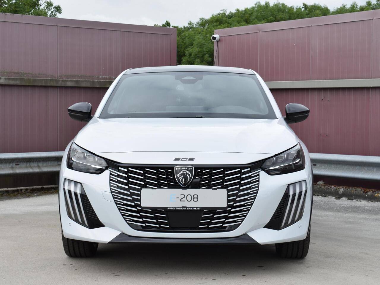 Peugeot e-208 EV GT Avantage 51 kWh NAVI + CARPLAY | ACHTERUITRIJCAMERA MET SENSOREN | E.C.C. | UIT VOORRAAD LEVERBAAR