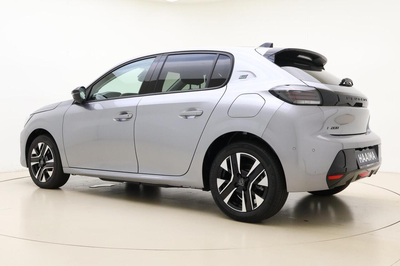 Peugeot e-208 EV Allure Avantage 51 kWh 3-Fase l V2L l 360 Camera + Parkeersensoren l Wireless Apple Carplay+ Android Auto l TomTom Navigatie l Climate Control l Adaptive Cruise Control (Stop&Go) l Lichtmetalen Velgen