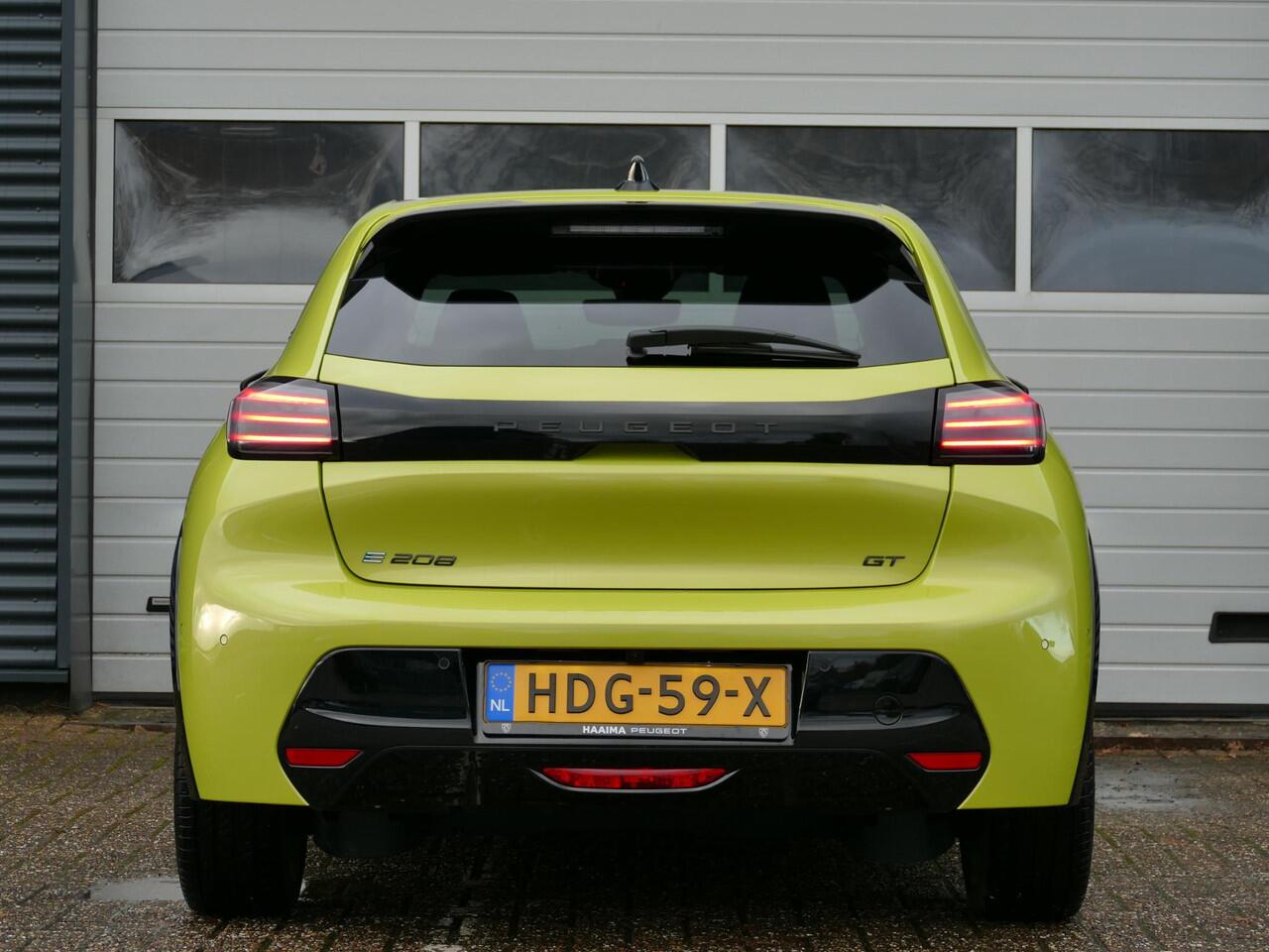 Peugeot e-208 EV GT 51kWh | 406KM WLTP | 17% Bijtelling | AUTOMAAT | Stoelverwarming Voor | Massage Functie Bestuurdersstoel | Adaptive Cruise Control | Parkeer Camera Voor & Achter | Alcantara Bekleding | 17 Inch Lichtmetalen Velgen |