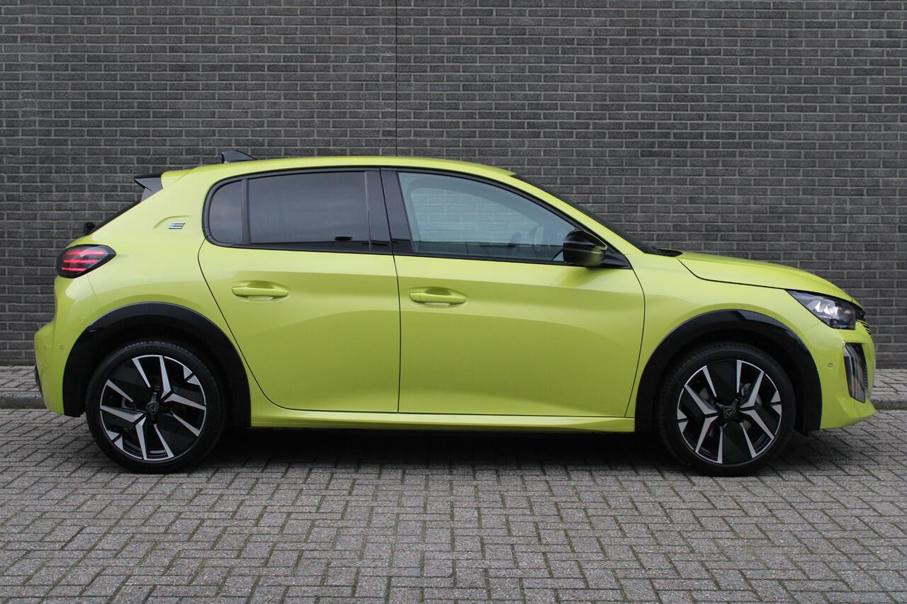 Peugeot e-208 EV GT 51 kWh Automaat, Achteruitrijcamera, Stoelverw., Applecarpl./Andr. Auto, Dodehoek detectie, Cruise/Climate Control, 360 Camera, Keyless Entry/Start, Luxe alcantara bekleding