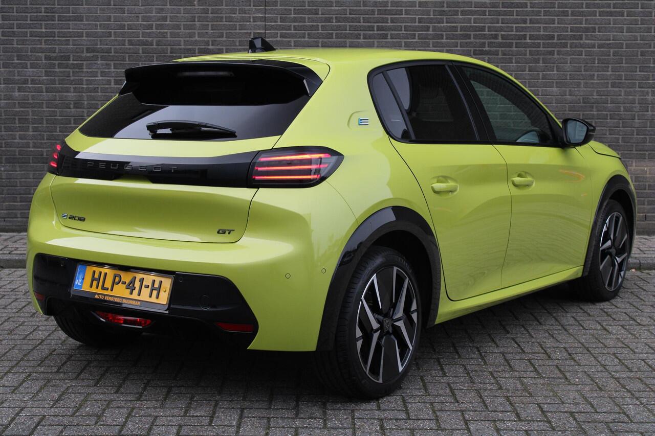 Peugeot e-208 EV GT 51 kWh Automaat, Achteruitrijcamera, Stoelverw., Applecarpl./Andr. Auto, Dodehoek detectie, Cruise/Climate Control, 360 Camera, Keyless Entry/Start, Luxe alcantara bekleding