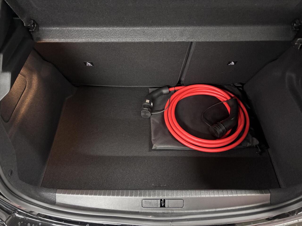 Peugeot e-208 Allure Avantage EV 51kWh 156pk AUTOMAAT | WARMTEPOMP | CAMERA | ADAPTIVE CRUISE | DODEHOEKBEW. |