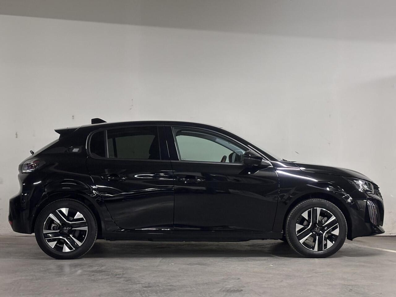 Peugeot e-208 Allure Avantage EV 51kWh 156pk AUTOMAAT | WARMTEPOMP | CAMERA | ADAPTIVE CRUISE | DODEHOEKBEW. |