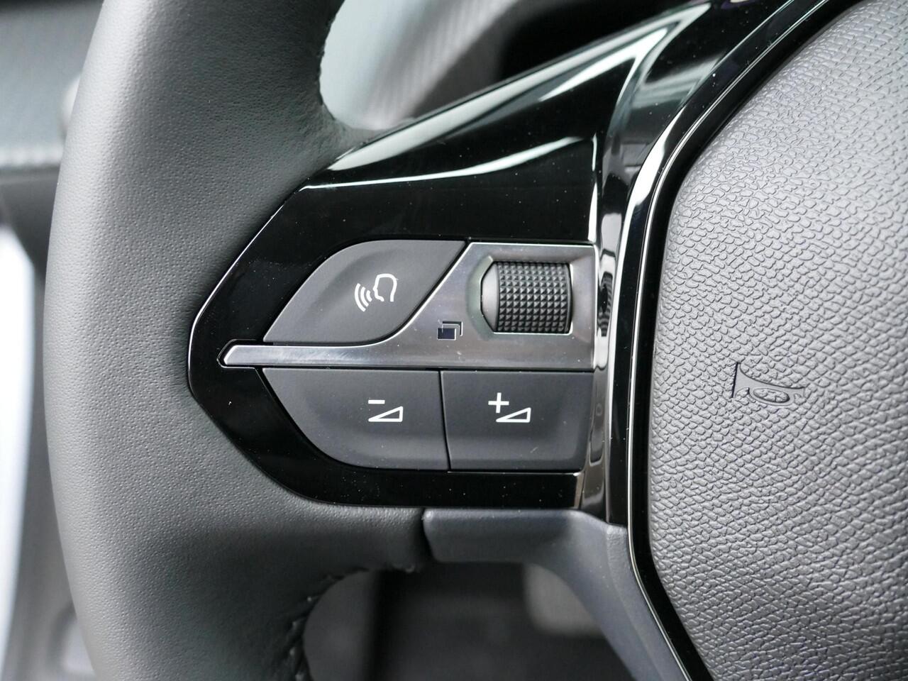 Peugeot e-208 EV Allure Avantage 51 kWh | 156 PK | 433KM WLTP | Draadloos Apple Carplay & Android Auto | Camera Voor & Achter | Navigatie | Adaptief Cruise Control |