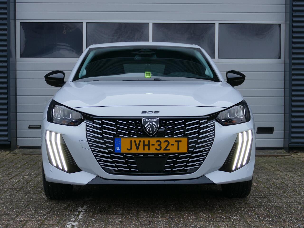 Peugeot e-208 EV Allure Avantage 51 kWh | 156 PK | 433KM WLTP | Draadloos Apple Carplay & Android Auto | Camera Voor & Achter | Navigatie | Adaptief Cruise Control |