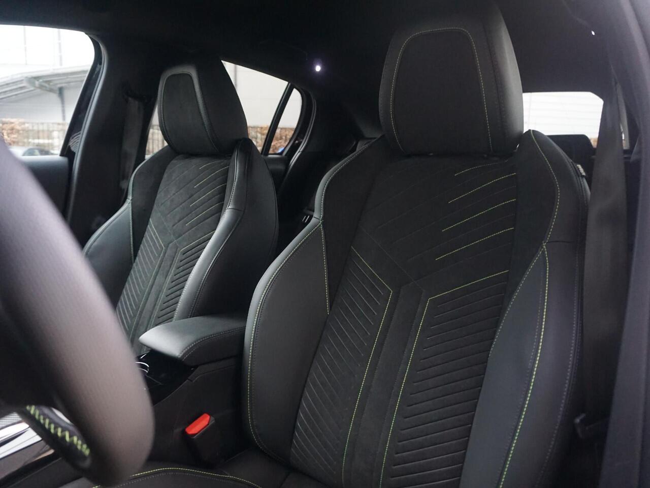 Peugeot e-208 EV GT Avantage 51 kWh 360 Camera