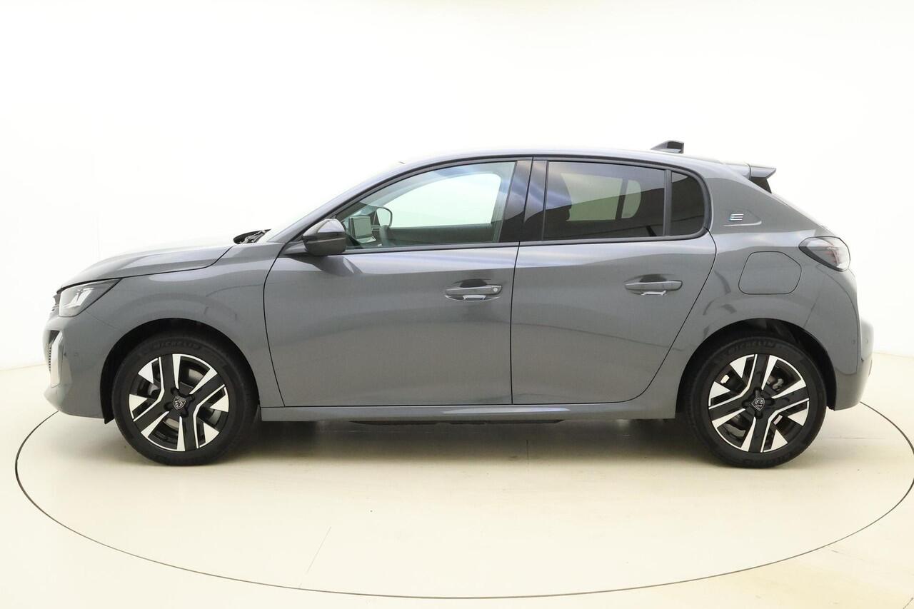 Peugeot e-208 EV Allure Avantage 51 kWh 3-Fasen l 360 Camera l Wireless Apple Carplay & Android Auto l TomTom Navigatie l LED verlichting l Lichtmetalen velgen l Keyless