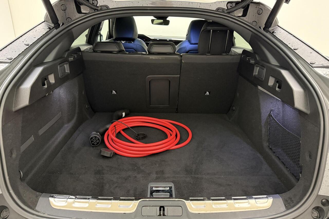 Peugeot e-408 GT Avantage 58 kWh | Apple carplay/Android | Panoramadak | Elektrische kofferklep | verwarmde voorstoelen | Verwarmd stuur | AGR comfortstoelen |