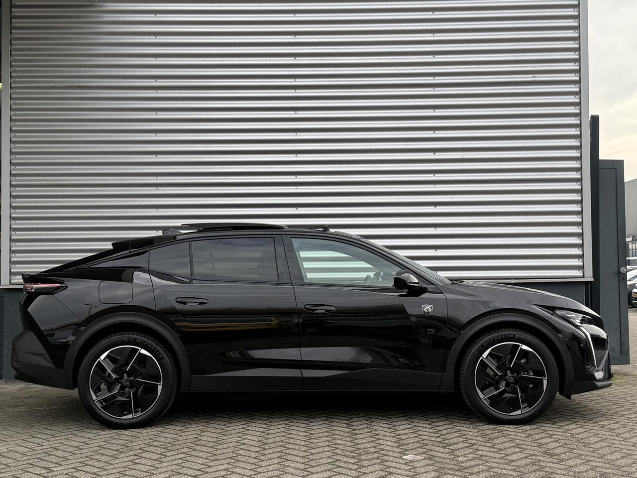 Peugeot e-408 GT Avantage EV 58kWh 156pk | ALCANTARA | MASSAGE STOELEN | FOCAL | NAVI | ADAPTIVE CRUISE |