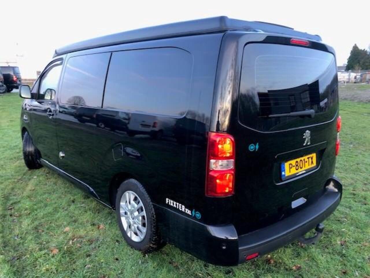 Peugeot e-Expert Long Asphalt 75 kWh Fixxter XXL | 100% Elektrisch | Bearlock Stuurslot | Cruise Control | Navigatie | Trekhaak | Hefdak | Thule Luifel omnistor |