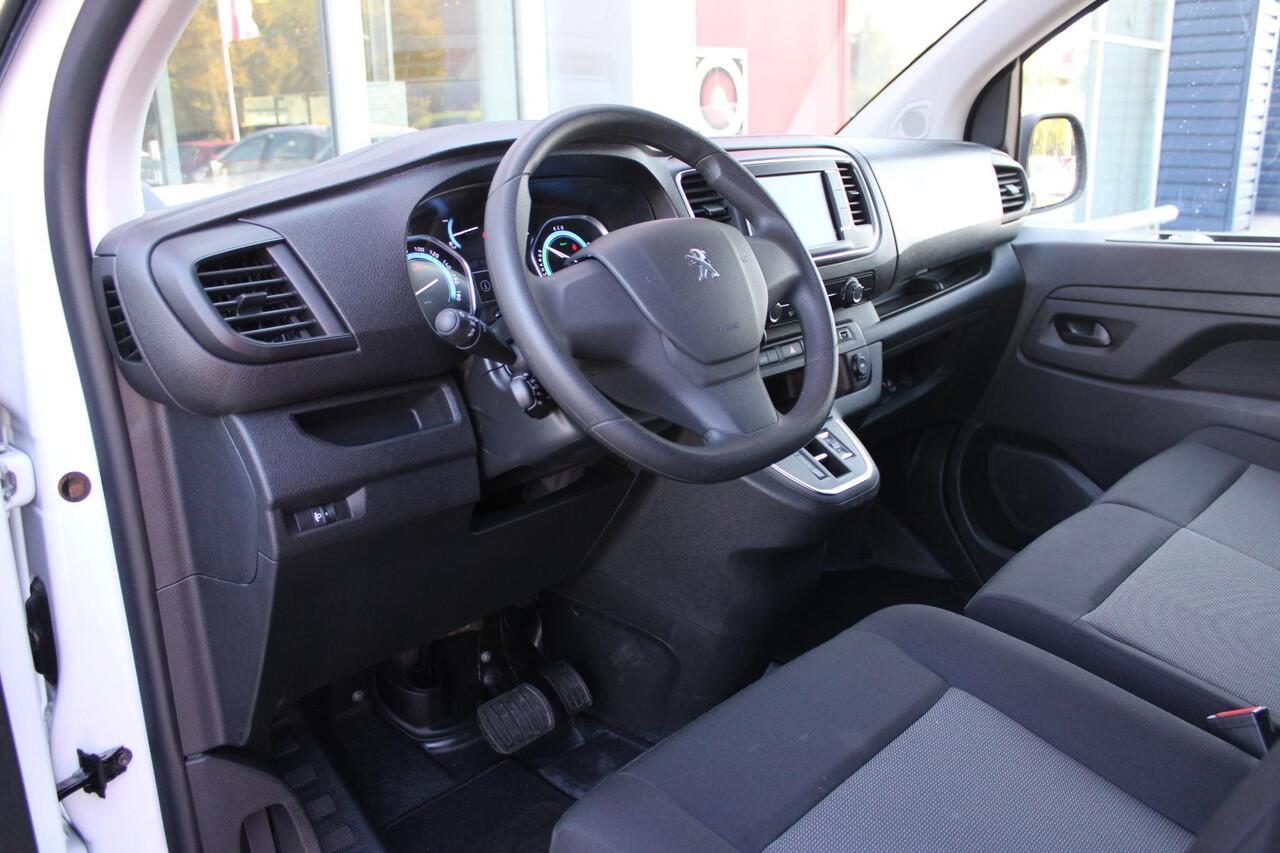 Peugeot e-Expert LONG (L3) 136PK 75 kWh 3-FASE | SCHUIFDEUREN LINKS EN RECHTS | NAVIGATIE 10" TOUCHSCREEN | ACHTERUITRIJ CAMERA | APPLE CARPLAY/ANDROID AUTO | PARKEERSENSOREN | CRUISE CONTROL | DAB+ RADIO | 3-ZITS | LAADRUIMTE PAKKET | PACK MODUWORK |