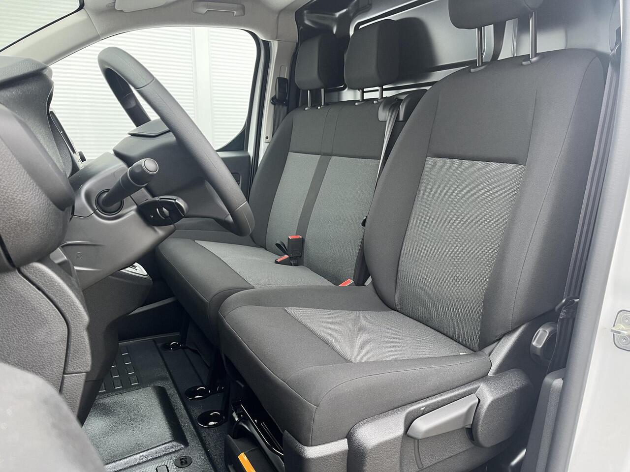 Peugeot e-Expert EV L2 50 kWh Automaat / WLTP tot 352 km / CCS snelladen / Airco / 3 zits / Automaat /